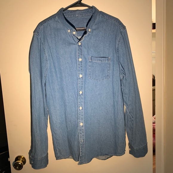 Men’s Denim Shirt - Picture 1 of 2